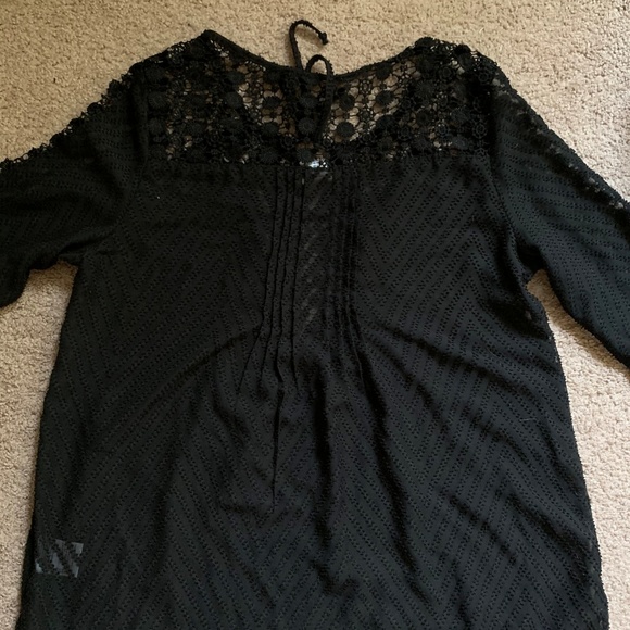 Top - Picture 4 of 4